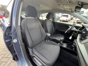 51724680-kia-rio-2023