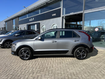 51728883-kia-niro-2025