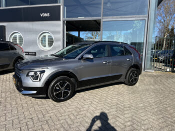 51728883-kia-niro-2025