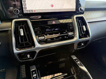 51752954-kia-sorento-2022