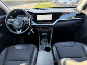 51766882-kia-niro-2021