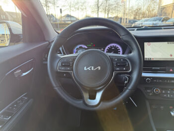 51766882-kia-niro-2021