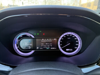 51766882-kia-niro-2021