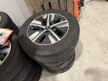 51766882-kia-niro-2021