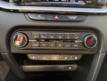 51789009-kia-xceed-2022