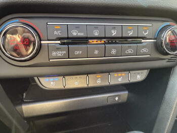 51789009-kia-xceed-2022