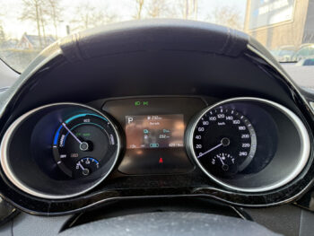 51799274-kia-ceed-sportswagon-2022