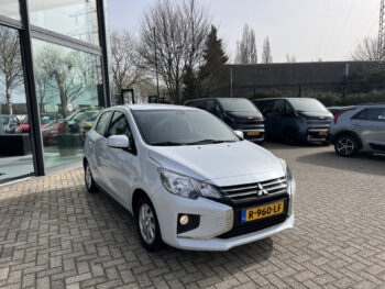 51824978-mitsubishi-space-star-2022