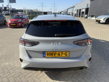 51829711-kia-ceed-2025