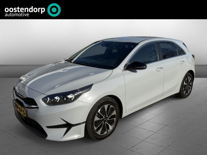 51829711-kia-ceed-2025