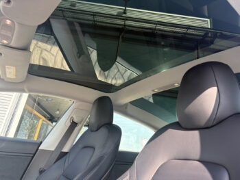 51853142-tesla-model-3-2019