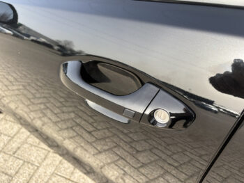 51856297-kia-rio-2017