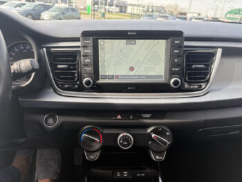 51856297-kia-rio-2017