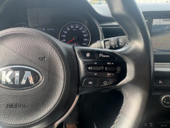 51856297-kia-rio-2017