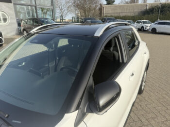 51867863-kia-stonic-2021