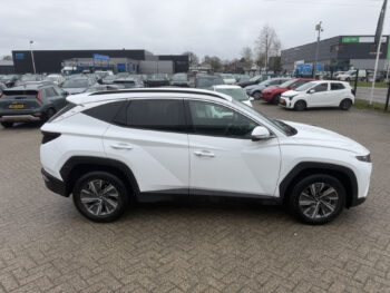52048610-hyundai-tucson-2022