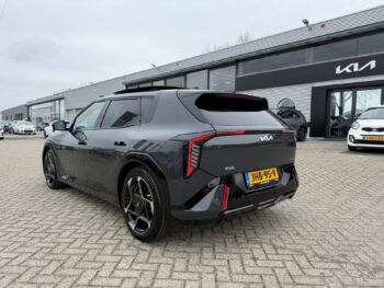 52110078-kia-ev4-2025