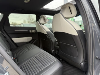 52110078-kia-ev4-2025