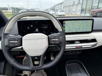 52110078-kia-ev4-2025