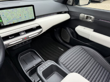 52110078-kia-ev4-2025