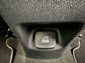 52117204-kia-niro-2022