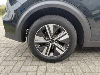 52117204-kia-niro-2022