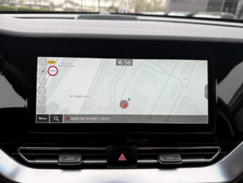 52117204-kia-niro-2022