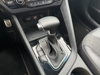 52117204-kia-niro-2022