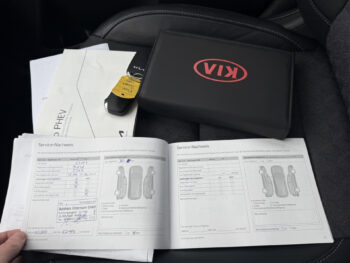 52117204-kia-niro-2022