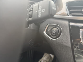 52120374-bmw-x1-2017