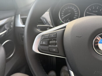 52120374-bmw-x1-2017