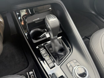 52120374-bmw-x1-2017