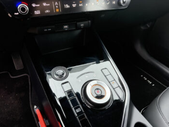 52182145-kia-niro-2025