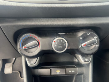 52201991-kia-picanto-2021