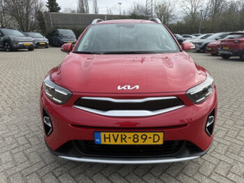 52219381-kia-stonic-2025
