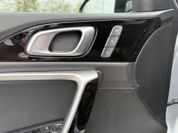 52248741-kia-xceed-2023