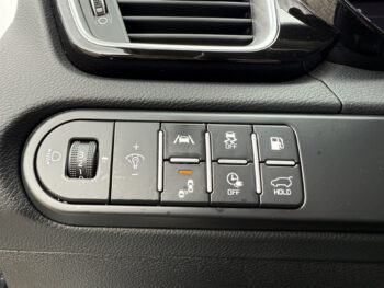 52248741-kia-xceed-2023