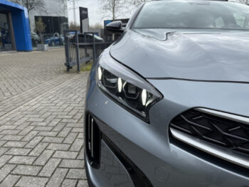 52248741-kia-xceed-2023