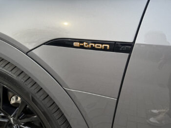 52256649-audi-e-tron-2019