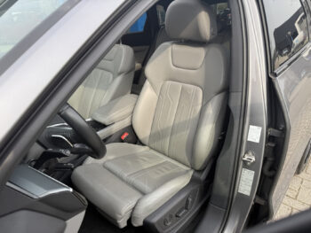 52256649-audi-e-tron-2019