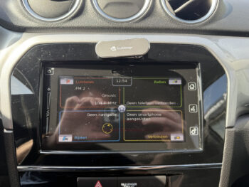 52292810-suzuki-vitara-2015