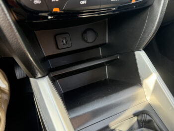 52292810-suzuki-vitara-2015