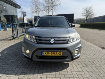 52292810-suzuki-vitara-2015