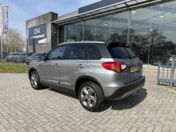 52292810-suzuki-vitara-2015