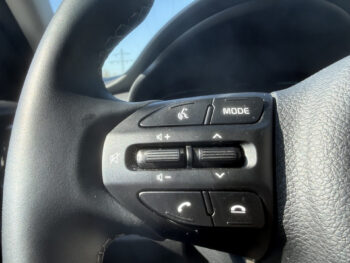 52323306-kia-stonic-2025
