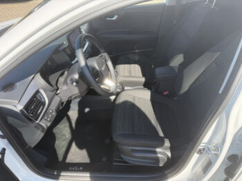 52323306-kia-stonic-2025