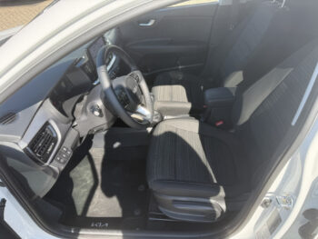 52323306-kia-stonic-2025