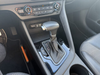 52457108-kia-niro-2018