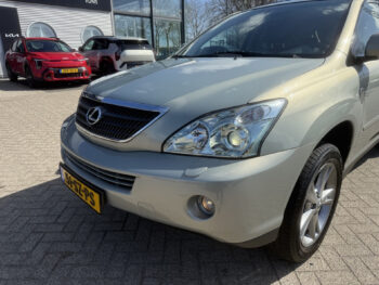 52529744-lexus-rx-2006