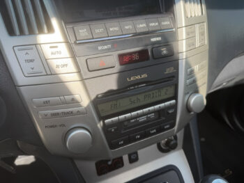 52529744-lexus-rx-2006